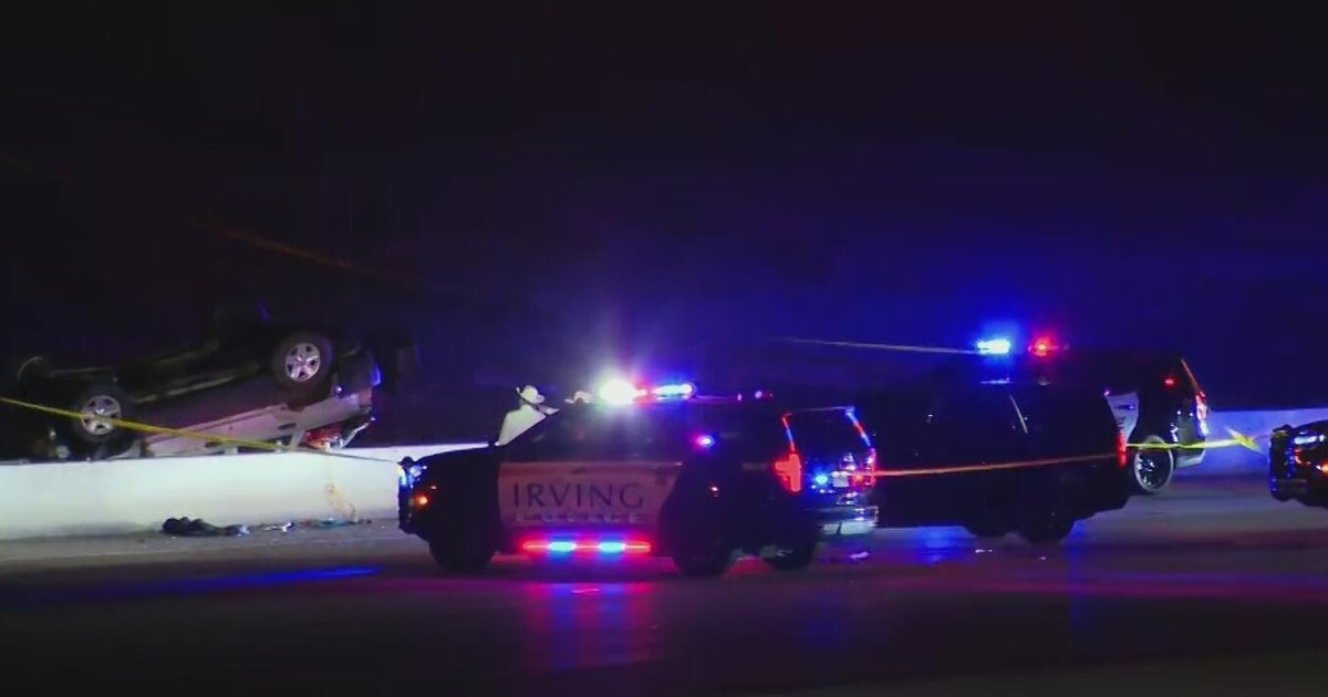 Traffic snarls after chase, rollover crash on President George Bush Turnpike in Carrollton