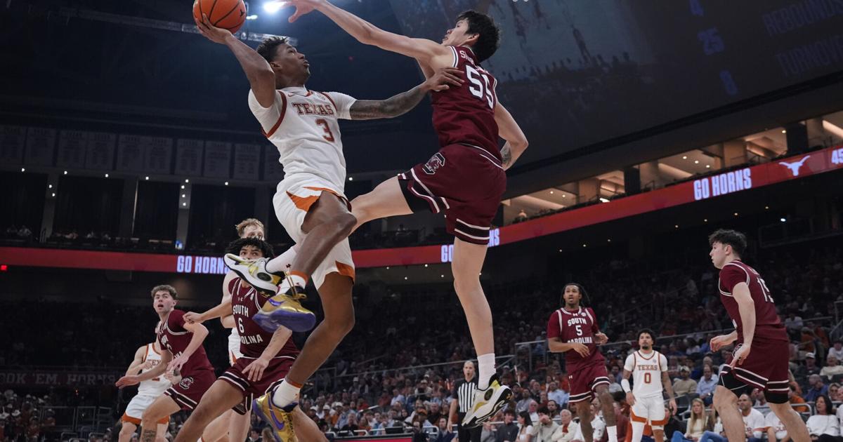 Texas beats South Carolina behind Swain's 22 points, 10 rebounds | Region