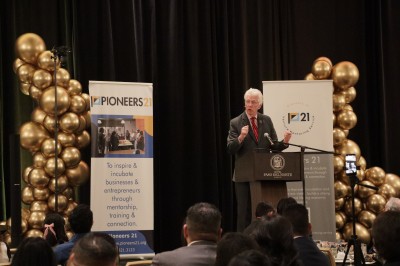 Texas Tech Health El Paso President Richard Lange Receives Pioneers 21 Innovation Award