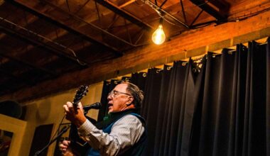 Thursday jam sessions create community in downtown Arlington | City