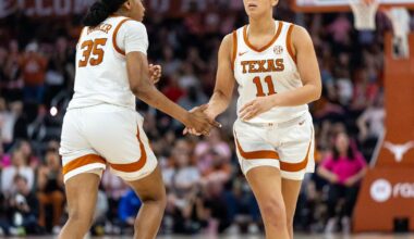 Carlton scores 17 points to lead No. 4 Texas past No. 18 Kentucky 64-53 | Sports