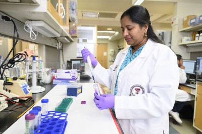El Paso Researchers Pursue New Treatments for Cancer, Heart Disease Affecting Local Families