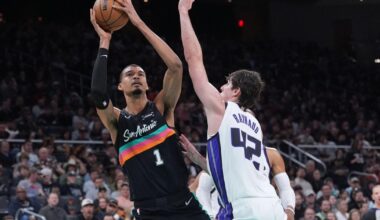 Wembanyama has 28 points, 15 rebounds to lead Spurs to eighth straight win, 139-122 over Kings | National Sports