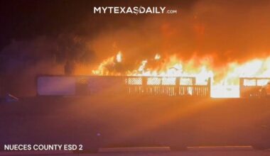 Firefighters battle massive marina blaze in Corpus Christi | South Texas
