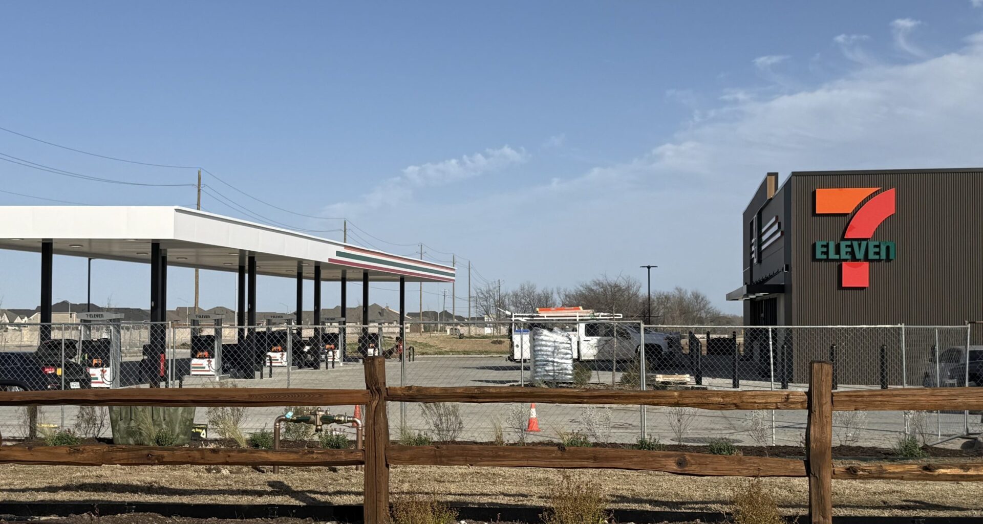 New 7-Eleven poised to support growing Crowley community