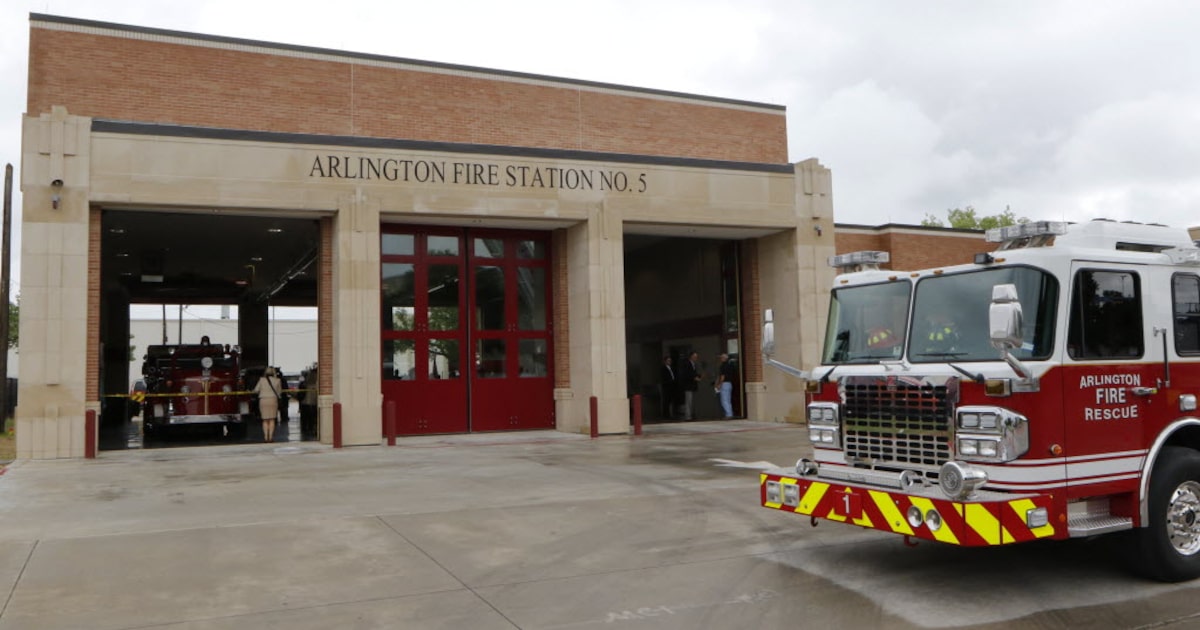 3 alarm fire at Arlington apartment complex displaces 24 residents