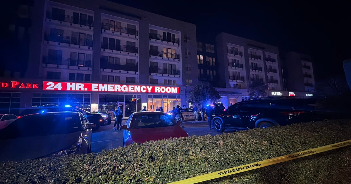 Reported knife threat leads to shooting response by Dallas police on Lemmon Avenue, officials say