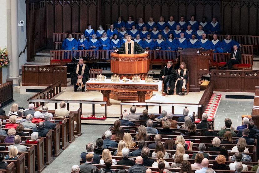 The Rev. Paul Rasmussen gives his last sermon as senior pastor of Highland Park United...