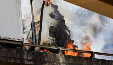 Big rig fire near downtown Dallas leads to I-45 lane closures Sunday morning