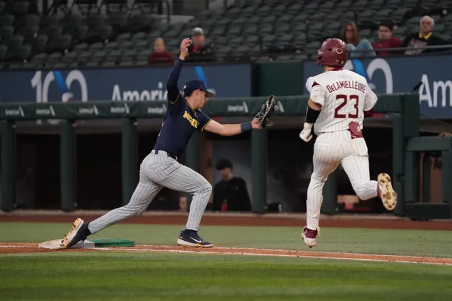Feb 20, 2026; Arlington, TX, USA; Michigan Wolverines vs Florida State Seminoles during the Amegy Bank College Baseball Series at Globe Life Field. Mandatory Credit: Raymond Carlin III-Imagn Images