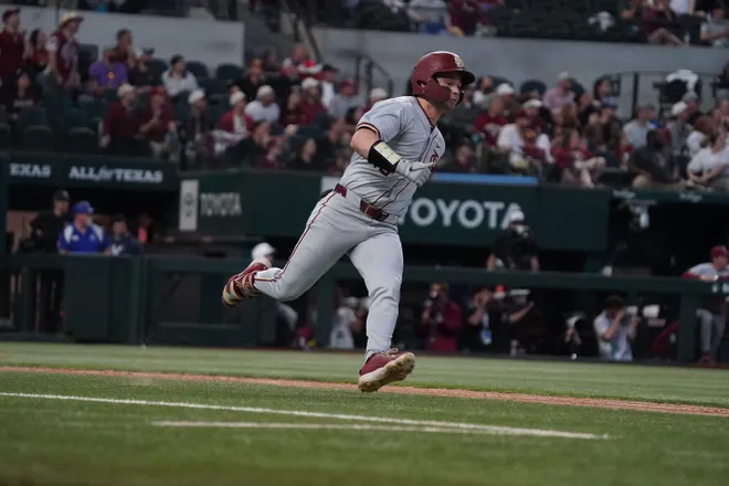 Feb 21, 2026; Arlington, TX, USA; Florida State Seminoles vs Auburn Tigers during the Amegy Bank College Baseball Series at Globe Life Field. Mandatory Credit: Raymond Carlin III-Imagn Images