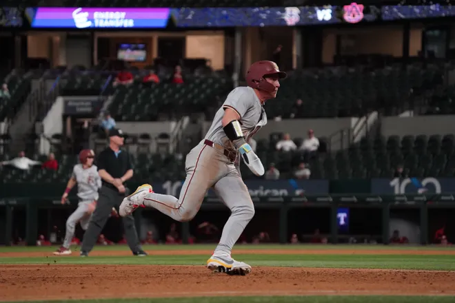 Feb 21, 2026; Arlington, TX, USA; Florida State Seminoles vs Auburn Tigers during the Amegy Bank College Baseball Series at Globe Life Field. Mandatory Credit: Raymond Carlin III-Imagn Images