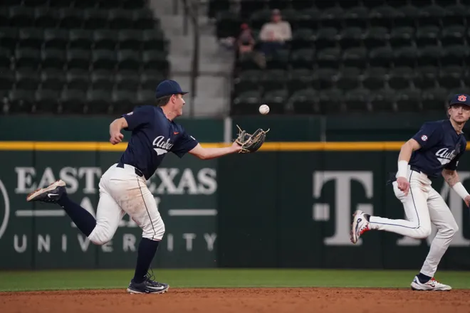 Feb 21, 2026; Arlington, TX, USA; Florida State Seminoles vs Auburn Tigers during the Amegy Bank College Baseball Series at Globe Life Field. Mandatory Credit: Raymond Carlin III-Imagn Images