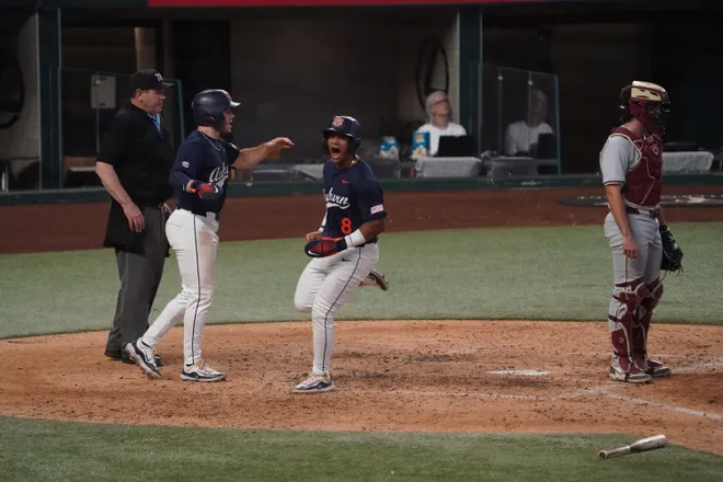 Feb 21, 2026; Arlington, TX, USA; Florida State Seminoles vs Auburn Tigers during the Amegy Bank College Baseball Series at Globe Life Field. Mandatory Credit: Raymond Carlin III-Imagn Images