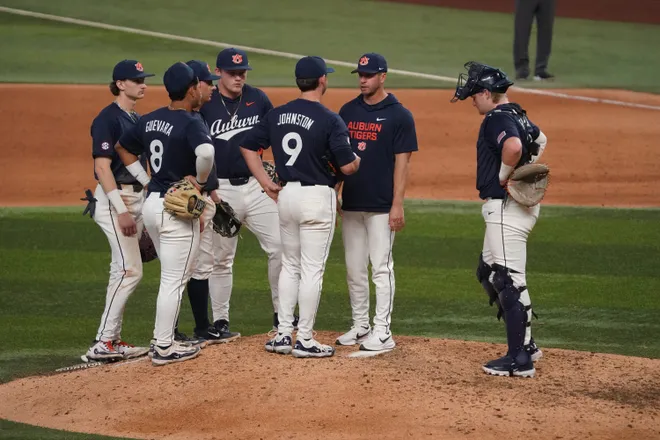 Feb 21, 2026; Arlington, TX, USA; Florida State Seminoles vs Auburn Tigers during the Amegy Bank College Baseball Series at Globe Life Field. Mandatory Credit: Raymond Carlin III-Imagn Images