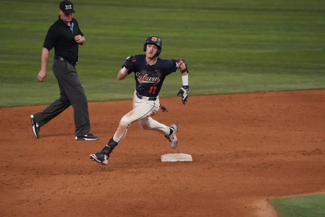 Feb 21, 2026; Arlington, TX, USA; Florida State Seminoles vs Auburn Tigers during the Amegy Bank College Baseball Series at Globe Life Field. Mandatory Credit: Raymond Carlin III-Imagn Images