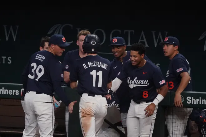 Feb 21, 2026; Arlington, TX, USA; Florida State Seminoles vs Auburn Tigers during the Amegy Bank College Baseball Series at Globe Life Field. Mandatory Credit: Raymond Carlin III-Imagn Images