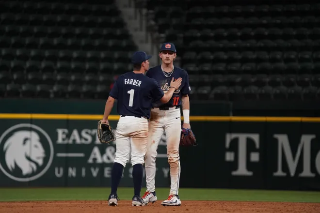 Feb 21, 2026; Arlington, TX, USA; Florida State Seminoles vs Auburn Tigers during the Amegy Bank College Baseball Series at Globe Life Field. Mandatory Credit: Raymond Carlin III-Imagn Images