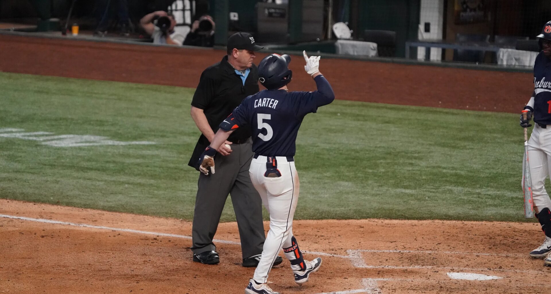 Auburn baseball tops Florida State at Globe Life Field