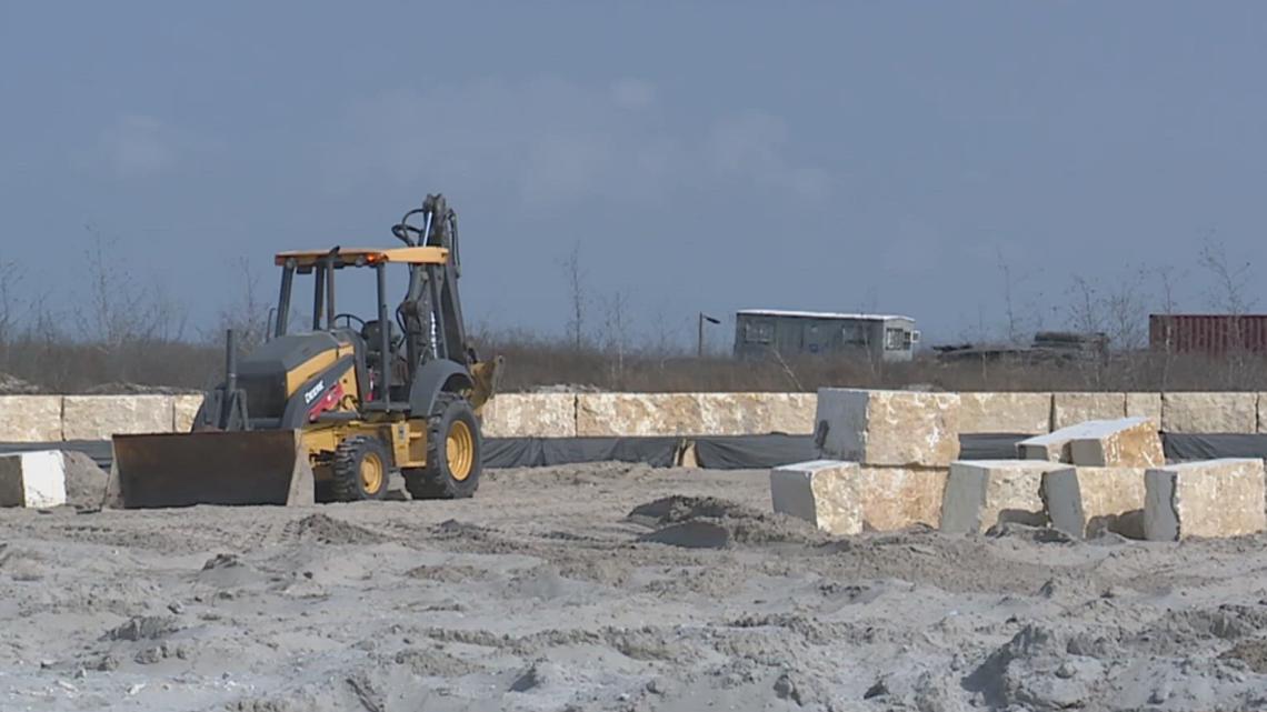 Spoonbill Bay promises luxury homes and unique waterpark amid water restrictions