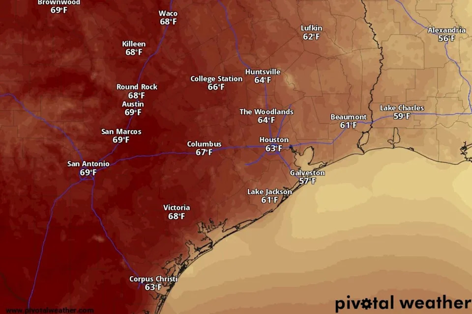 Temperatures in Southeast Texas should reach into the mid-60s Thursday, according to the National Blend of Models, a composite weather forecast model. (National Blend of Models/Pivotal Weather)