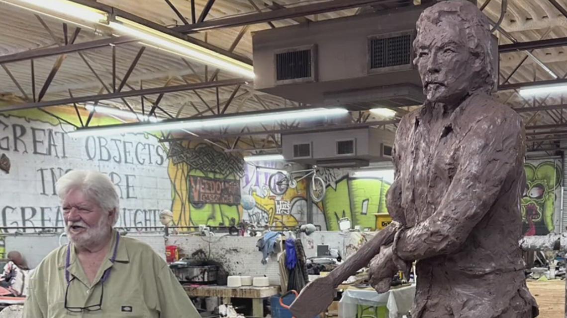 Guy Clark memorial statue taking shape in Rockport