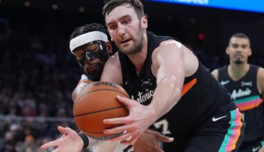 Spurs beat the Suns 121-94 in Austin