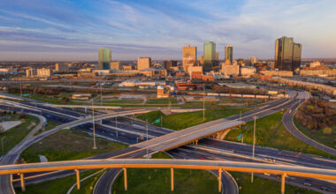 Autonomous trucking bridge planned between BNSF facility and Fort Worth warehouse