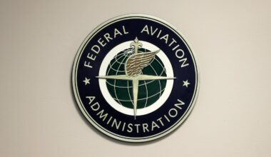 FAA closes airspace around El Paso, Texas, for 10 days, grounding all flights