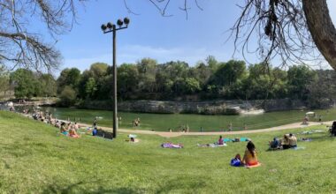 Barton Springs Pool on a sunny day in Austin, Texas. (Ashlyn Love)