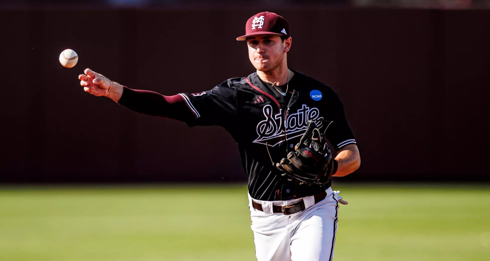 Live updates: College baseball's opening weekend scores, highlights