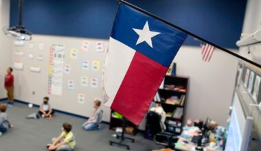 Nonprofit recognizes Texas school districts. See which in D-FW made the honor roll