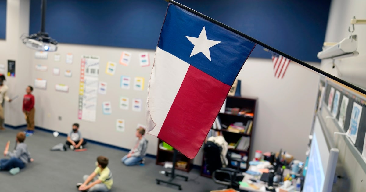 Nonprofit recognizes Texas school districts. See which in D-FW made the honor roll