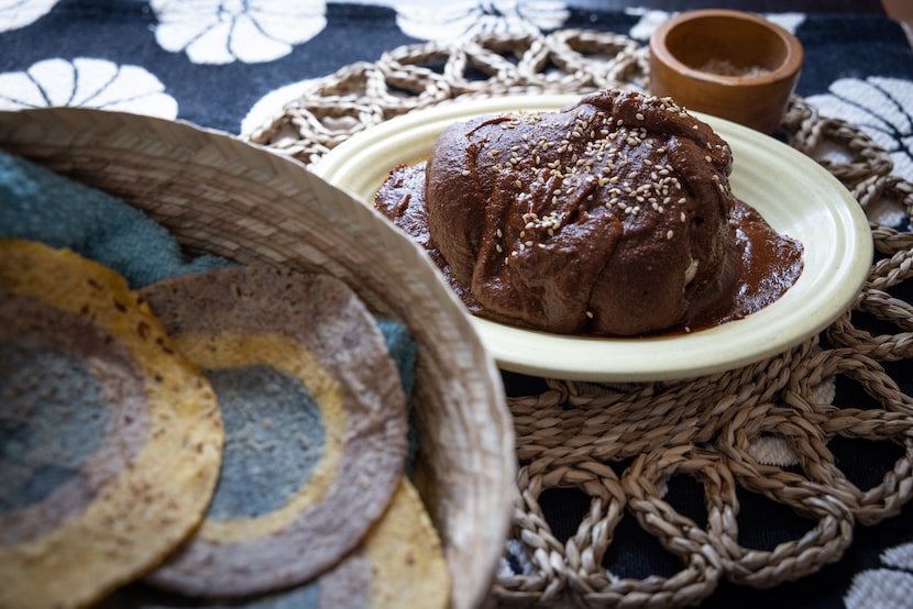 Mole is one of the most representative dishes of Mexican cuisine.