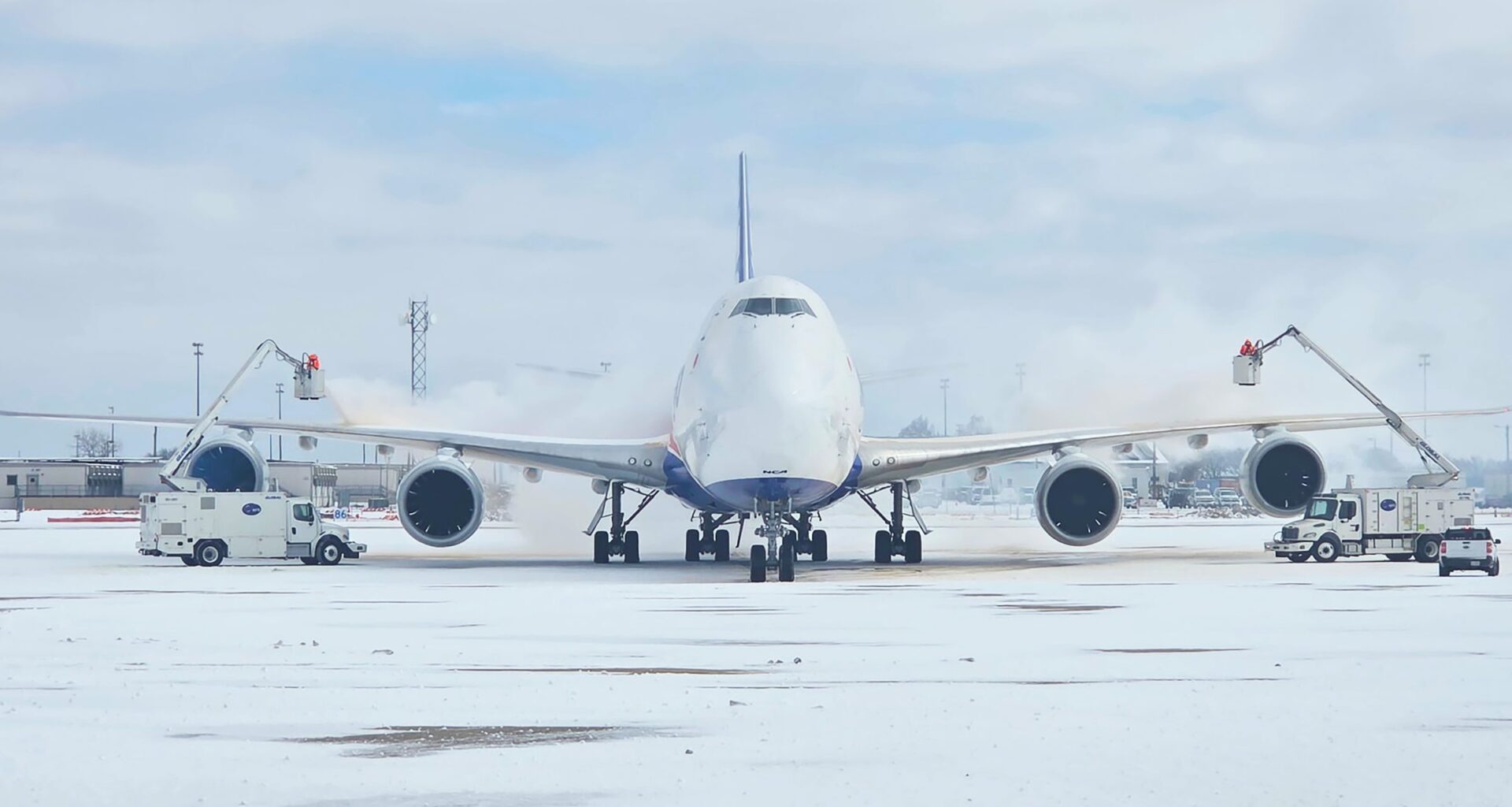DFW Airport outlines winter storm response, touts no safety incidents