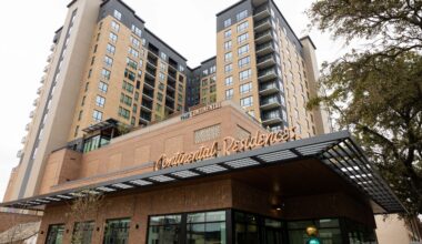 Weston Urban opens new high-rise overlooking San Pedro Creek