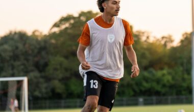 Male students help Texas soccer practice during spring season as practice players – The Daily Texan