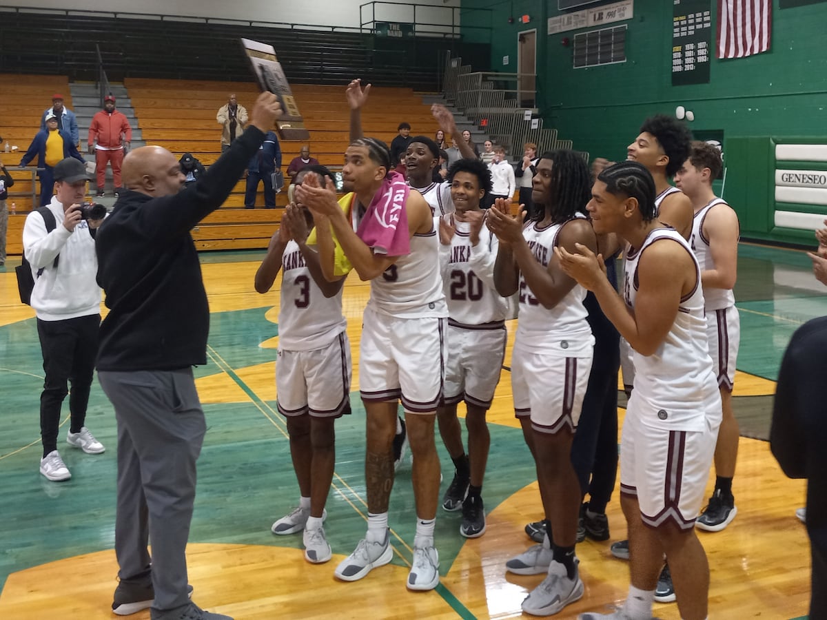 Kankakee secures regional three-peat with dominant 93-41 win over Plano – Shaw Local
