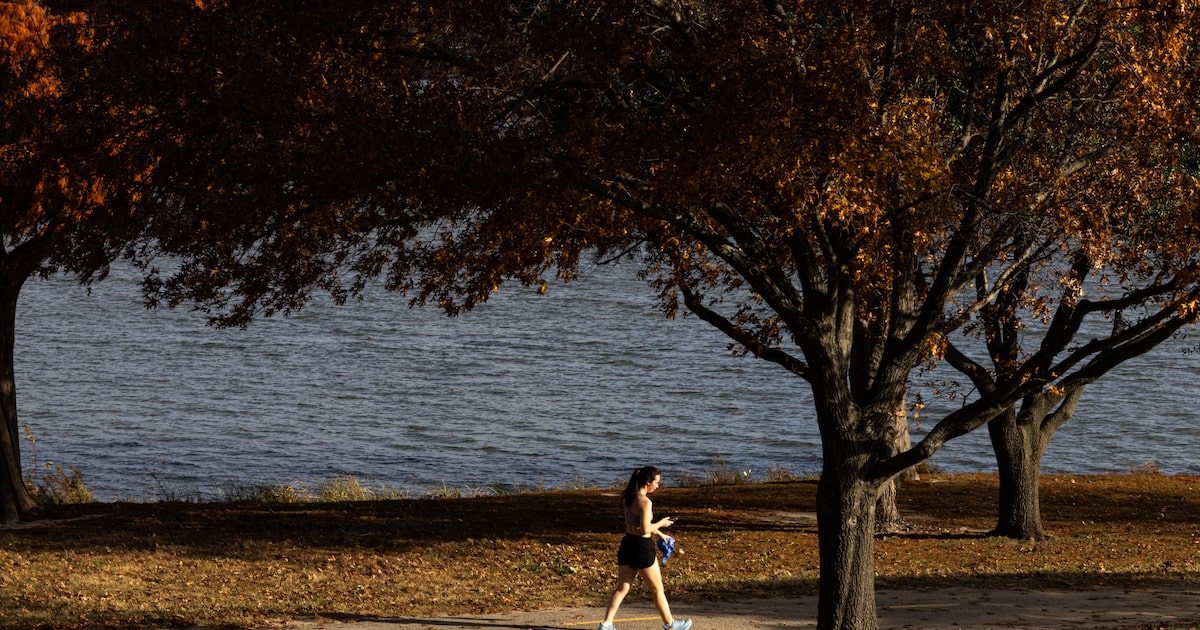 Sunny and warm weekend ahead, rain could return Tuesday to Dallas-Fort Worth