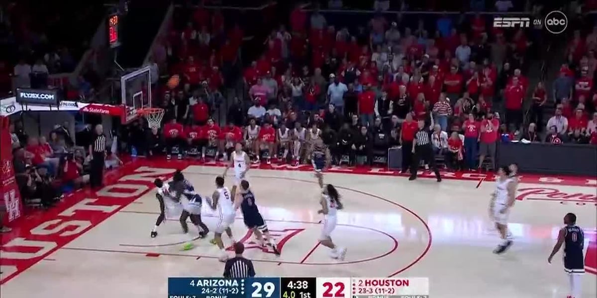 Wildcats move back up in AP Poll after road win against Houston