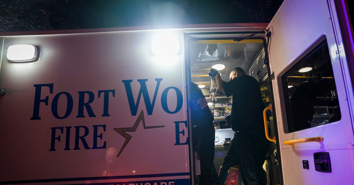 One dead in Fort Worth house fire Friday night, officials say