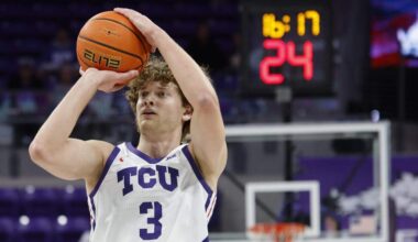 TCU basketball goes on late run for win over West Virginia