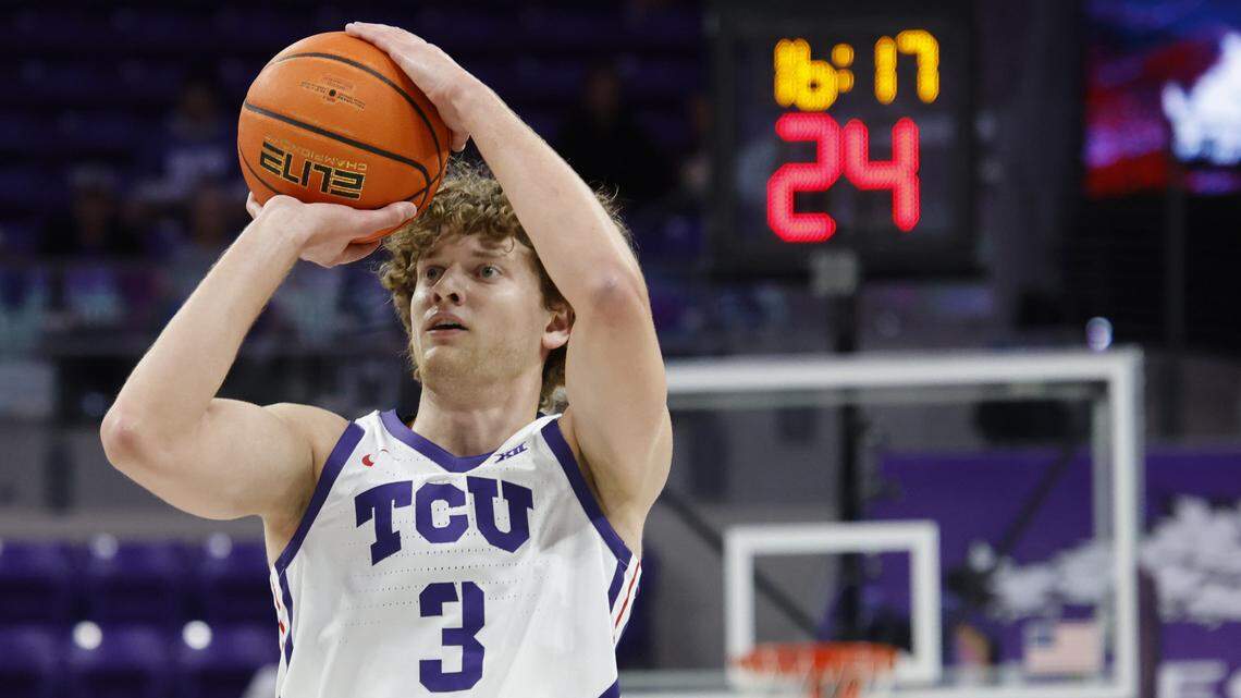 TCU basketball goes on late run for win over West Virginia