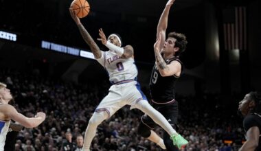 Florida Gators beat Texas A&M 86-67 for SEC lead