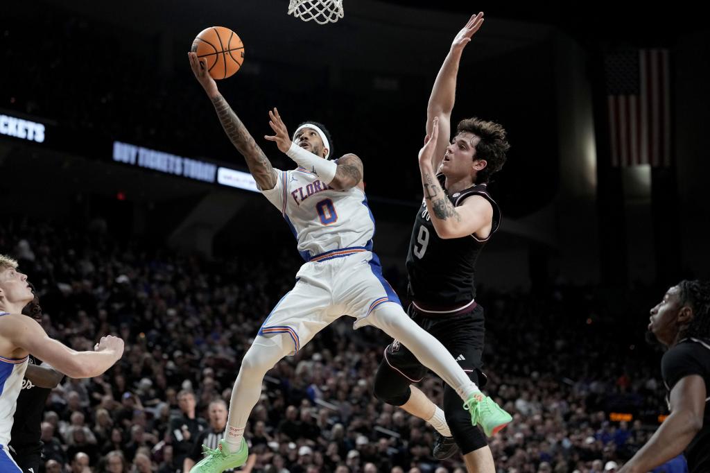 Florida Gators beat Texas A&M 86-67 for SEC lead