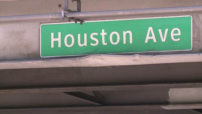 Eastbound I-10 mainlanes to close overnight this weekend for Houston Avenue bridge repairs