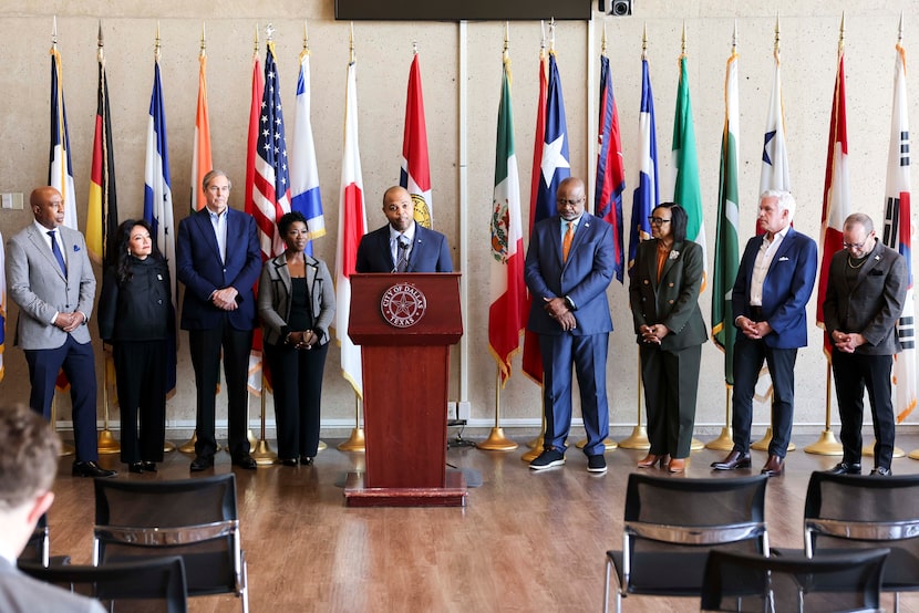 Dallas Mayor Eric Johnson leads a press conference announcing a city-sanctioned trip to New...