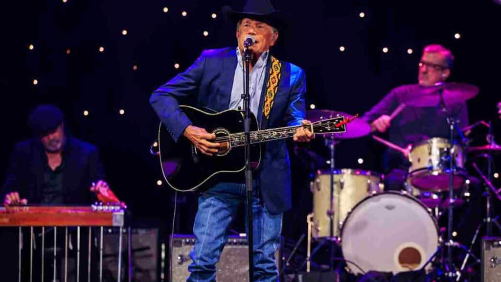 George Strait Performance - Texas Songwriters Hall of Fame