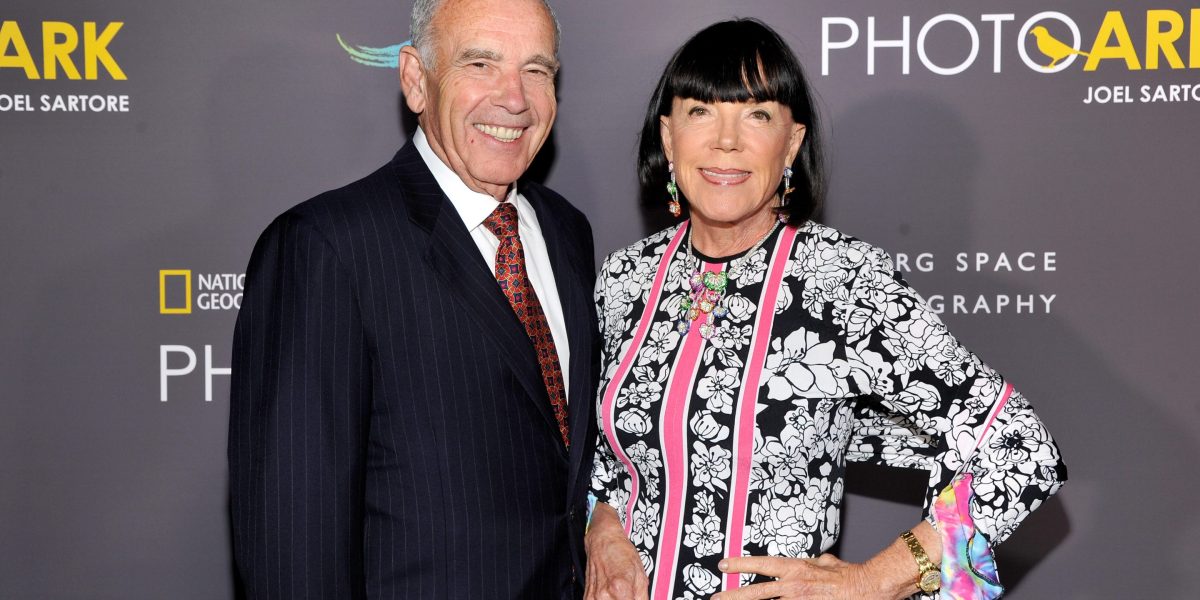 Billionaire Trump supporter blocks sale of Texas warehouse for use as ICE jail