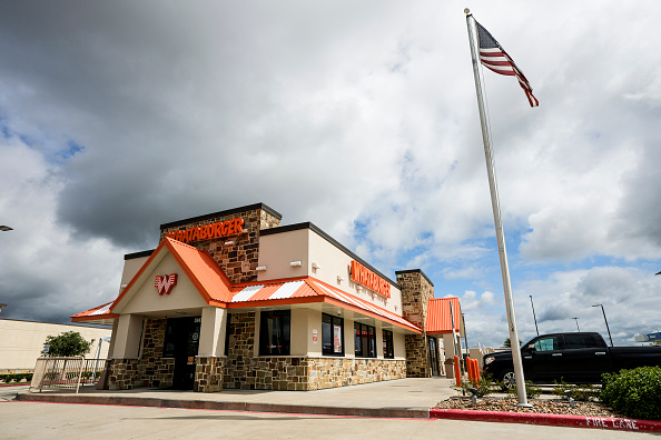 Report: Whataburger manager beats customer with trash can after alleged assault on employees